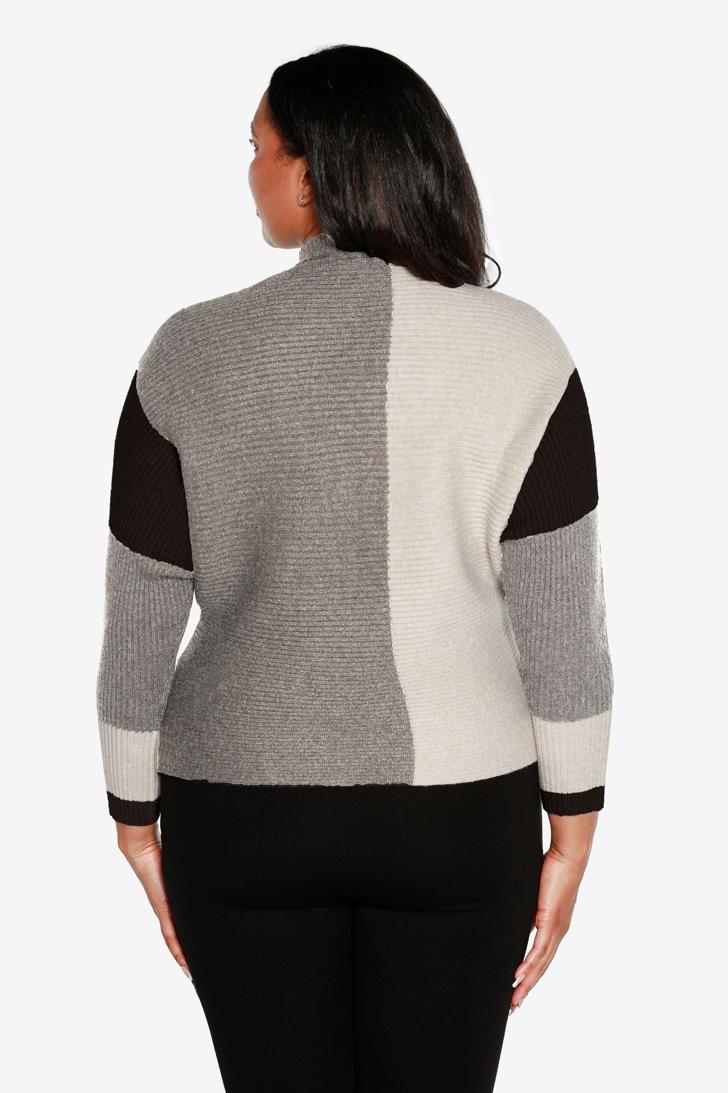 Women's Color Block Pullover Sweater with a Mock Neck | Curvy