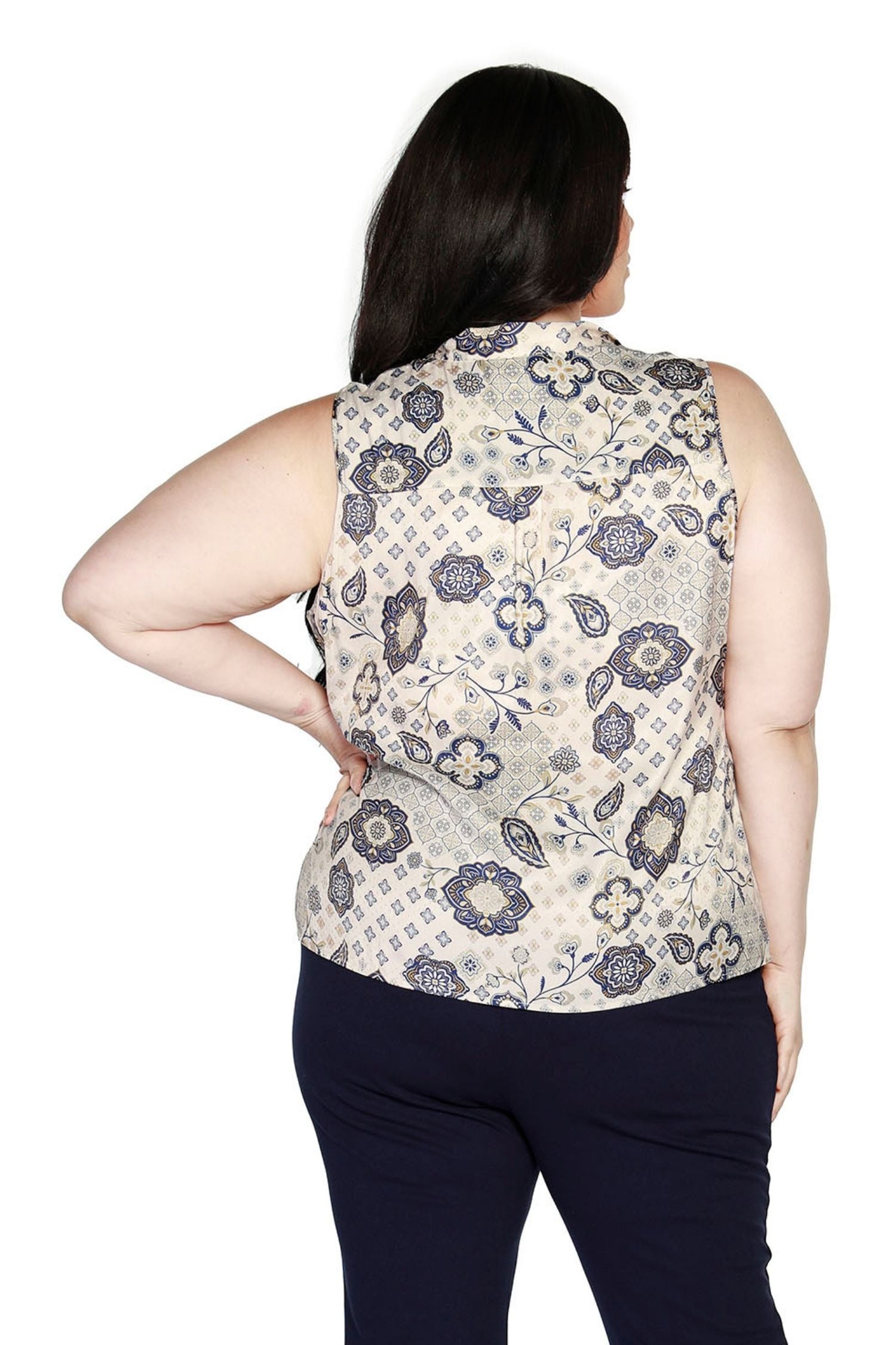 Women's Floral Paisley Halter Top with Keyhole Neckline | Curvy - LAST CALL